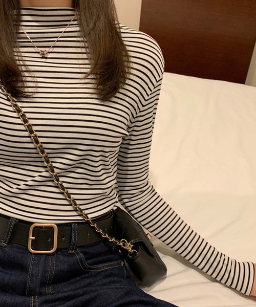 Girly Doll(ガーリードール)の「2type タートルネック・ハイネックボーダーカットソー(Tシャツ/カットソー・レディース・ブラック系その他/グレー/グレー系その他/ブラック/ホワイト系その他/ホワイト・FREE)」の7枚目の写真