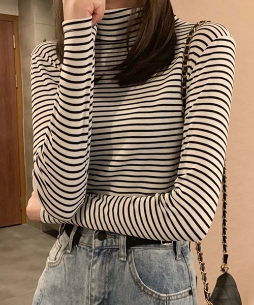 Girly Doll(ガーリードール)の「2type タートルネック・ハイネックボーダーカットソー(Tシャツ/カットソー・レディース・ブラック系その他/グレー/グレー系その他/ブラック/ホワイト系その他/ホワイト・FREE)」の9枚目の写真