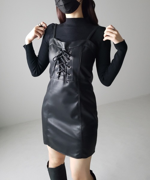 me+em select(ミームセレクト)の「【 2点セット 】フェイクレザーミニキャミワンピース&リブニットトップス SET(ワンピース・レディース・ブラック・MEDIUM/LARGE)」の9枚目の写真