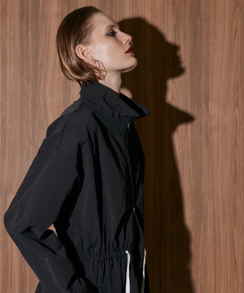 美品 WONEM ブロッキングナイロンミニワンピース 2way ワンショルダー WONEM（ウォンエム）の「ブロッキングナイロンミニワンピース
