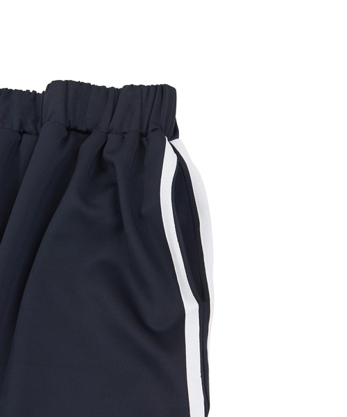 PUNYUS（プニュズ）の「ジャージスカート（スカート・レディース・レッド/ブラック・2/1/3/4）」の14枚目の写真