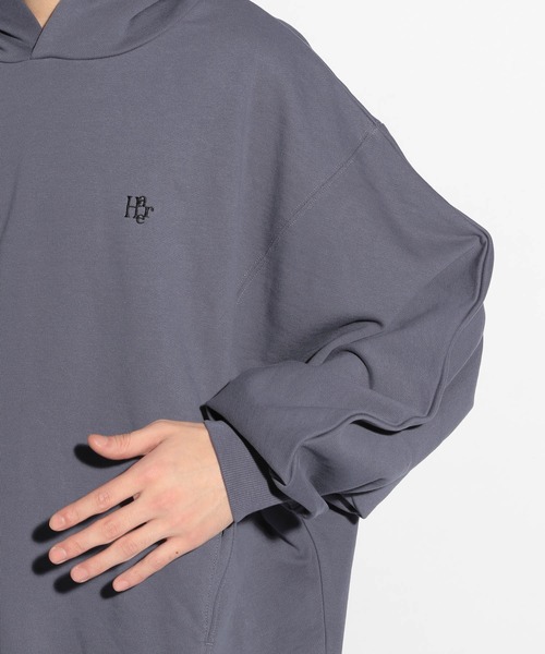 HARE（ハレ）の「HAREロゴBIGドルマンパーカー(HARE)（パーカー・メンズ・ホワイト/パープル/ブラック・MEDIUM/SMALL）」の16枚目の写真