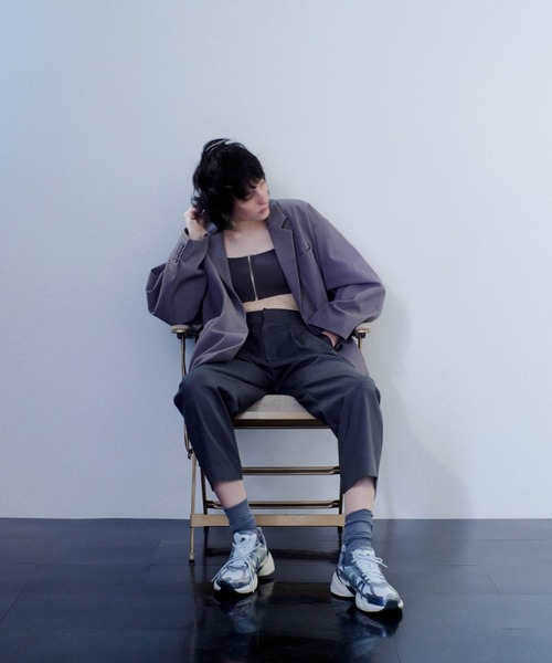 emmi(エミ)の「【emmi atelier】LENZING(TM) ECOVERO(TM)ニットビスチェ(ニット/セーター・レディース・ホワイト/グレー・FREE)」の14枚目の写真