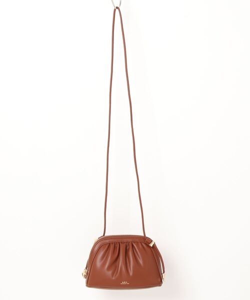 A.P.C.（アーペーセー）の「BOURSE NINON SMALL 24P（ショルダーバッグ