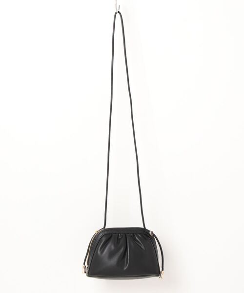 A.P.C.（アーペーセー）の「BOURSE NINON SMALL 24P（ショルダー