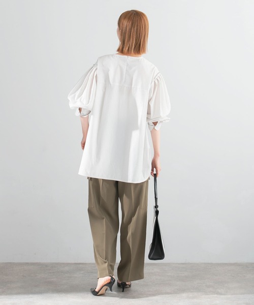 URBAN RESEARCH ROSSO WOMEN（アーバンリサーチ　ロッソ）の「タックスリーブフォルムブラウス（シャツ/ブラウス・レディース・ホワイト/ピンク・FREE）」の14枚目の写真
