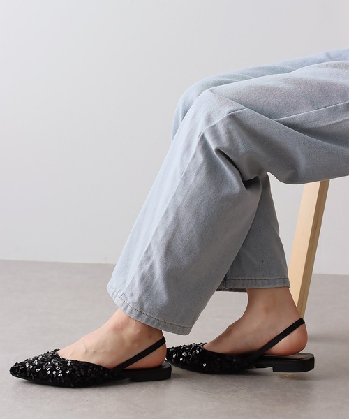 BLUEEAST（ブルーイースト）の「スパンコールミュール（パンプス・レディース・シルバー/ブラック・MEDIUM/LARGE/X-LARGE）」の5枚目の写真