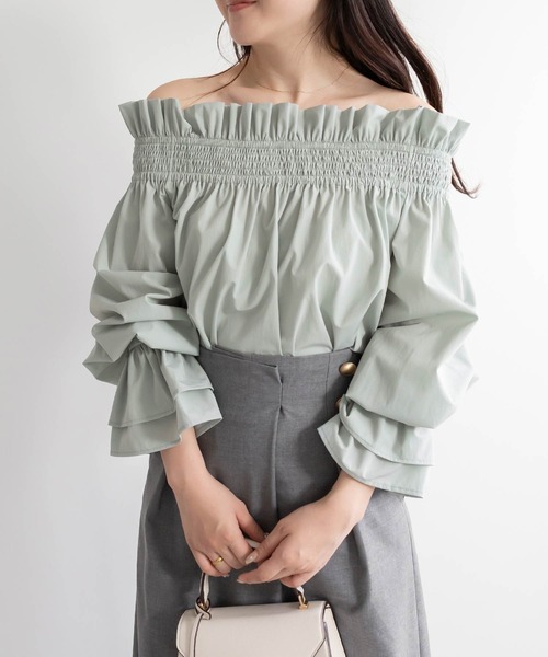 RANDA（ランダ）の「マルチウェイシャーリングブラウス（シャツ/ブラウス・レディース・ミント/ホワイト/ベージュ/ネイビー・FREE）」の4枚目の写真