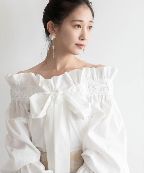 RANDA（ランダ）の「マルチウェイシャーリングブラウス（シャツ/ブラウス・レディース・ミント/ホワイト/ベージュ/ネイビー・FREE）」の7枚目の写真