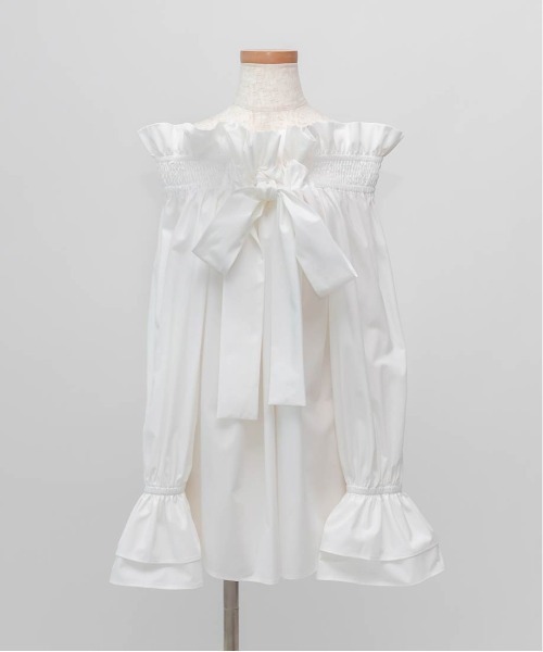 RANDA（ランダ）の「マルチウェイシャーリングブラウス（シャツ/ブラウス・レディース・ミント/ホワイト/ベージュ/ネイビー・FREE）」の18枚目の写真