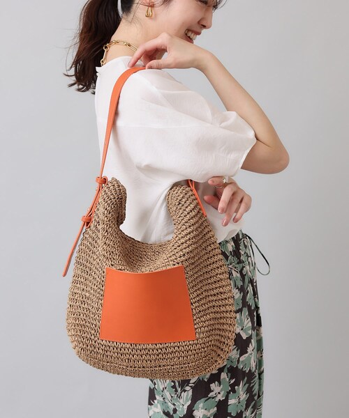 UNTITLED（アンタイトル）の「◆【WEB限定カラーあり／４色展開】ペーパーポケットショルダー（トートバッグ・レディース・グリーン系その他5/ベージュ系その他2/オレンジ系その他5/ブラック・99）」の22枚目の写真