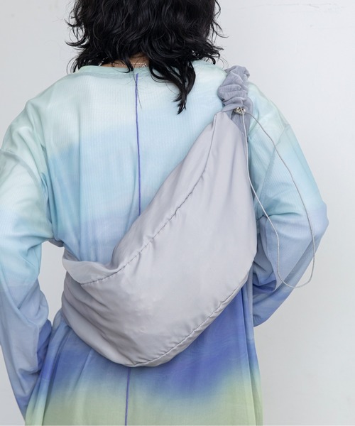 VACANCY（ヴァカンシー）の「ドロストチュールショルダーバッグ（ショルダーバッグ・レディース・ベージュ/アイボリー/グレー・FREE）」の8枚目の写真