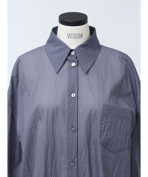 VEQUM（VEQUM）の「【VEQUM】OVER SHEER SHIRT（シャツ/ブラウス・レディース・グレー/パープル/アイボリー・FREE）」の13枚目の写真