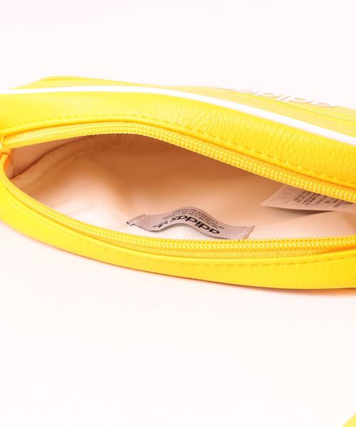 adidas（アディダス）の「adidas アディダス U AC MINI AIRL BAG バッグ IS4387 BOLDGOLD（ボディバッグ/ウエストポーチ・メンズ・イエロー・FREE）」の4枚目の写真