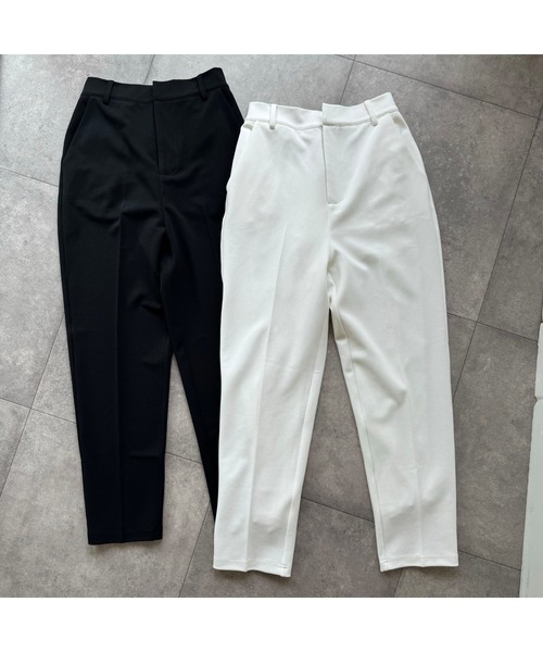 &. NOSTALGIA（アンドドットノスタルジア）の「【ZOZO限定】@reeechan419コラボ テーパードパンツ ★TALLサイズあり（その他パンツ・レディース・オフホワイト/ブラック・TALL/M）」の14枚目の写真