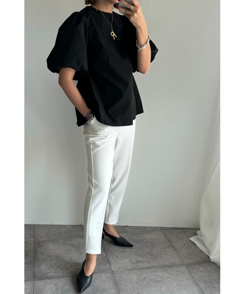 &. NOSTALGIA（アンドドットノスタルジア）の「【ZOZO限定】@reeechan419コラボ テーパードパンツ ★TALLサイズあり（その他パンツ・レディース・オフホワイト/ブラック・TALL/M）」の5枚目の写真