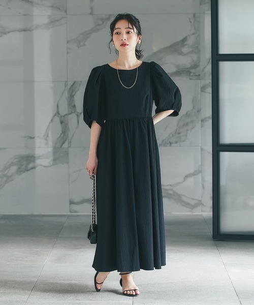 La boutique BonBon(ラブティックボンボン)の「リップルランタンスリーブワンピース(ワンピース・レディース・ブラック/スカイブルー・36/38)」の10枚目の写真