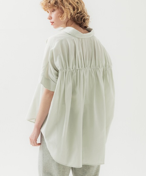 coca（coca）（コカ）の「バックギャザードルマンオックスシャツ（シャツ/ブラウス・レディース・ライトグリーン/ホワイト・M/L）」の2枚目の写真