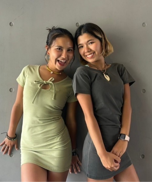 ROXY（ロキシー）の「VIVA ROXY/ロキシー2WAYワンポイントロゴタイトミニワンピース（ワンピース・レディース・レッド/グリーン/ホワイト/ブラック・MEDIUM/LARGE/SMALL）」の5枚目の写真