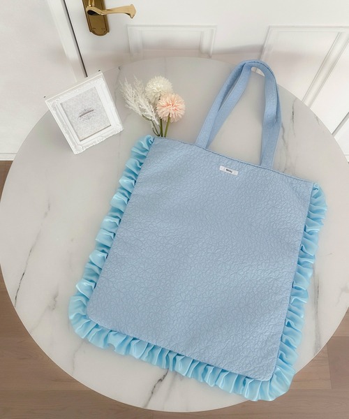 Miridy(ミリディー)の「推し活【オシイロ】フリルジャガードトートバッグ(トートバッグ・レディース・ホワイト/ピンク/イエロー/ブルー・FREE)」の3枚目の写真