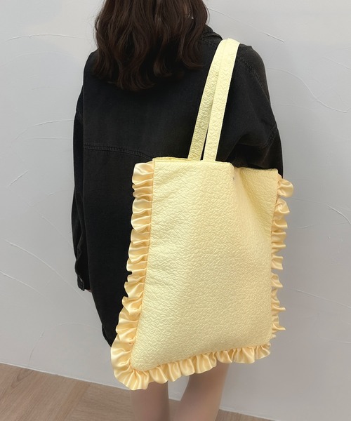 Miridy(ミリディー)の「推し活【オシイロ】フリルジャガードトートバッグ(トートバッグ・レディース・ホワイト/ピンク/イエロー/ブルー・FREE)」の17枚目の写真