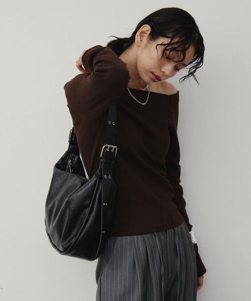 Aunt Marie's（アントマリーズ）の「ダブルリングベルトビンテージライクショルダー/ハンドバッグ（ショルダーバッグ・レディース・ブラック/カーキ/シルバー/アイボリー・FREE）」の19枚目の写真