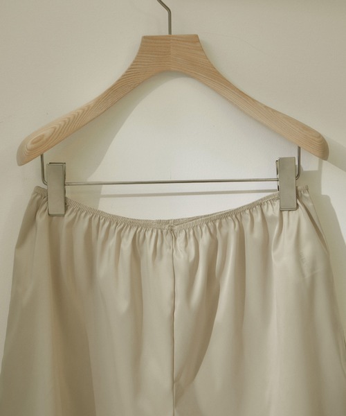 SALON adam et rope'（サロン アダム エ ロペ）の「ペチコートパンツ/ペチパンツ（その他アンダーウェア/インナー・レディース・ブラック/ベージュ・FREE）」の4枚目の写真