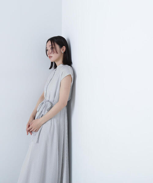 NATURAL BEAUTY BASIC（ナチュラルビューティーベーシック）の「◇シアーストライプシャツワンピース（シャツワンピース・レディース・グレー系その他/ネイビー/ベージュ系その他・MEDIUM）」の8枚目の写真
