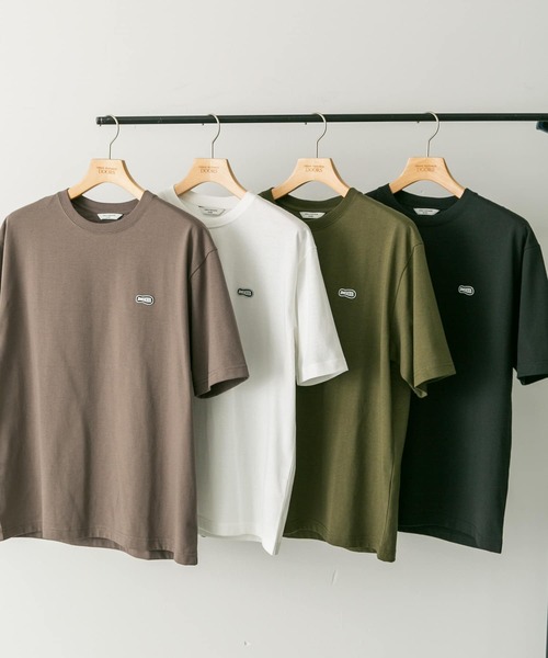 URBAN RESEARCH DOORS（アーバンリサーチドアーズ）の「ラバーネームショートスリーブTシャツ（Tシャツ/カットソー・メンズ・オリーブ/モカ/スミクロ/ホワイト・MEDIUM/LARGE）」の11枚目の写真