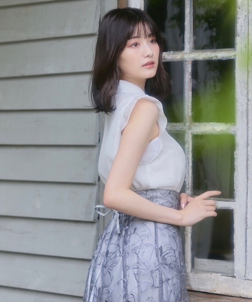 SWINGLE（スウィングル）の「刺繍レース接ぎマーメイドスカート（スカート・レディース・グレー系その他/ボルドー/ホワイト系その他・FREE）」の5枚目の写真