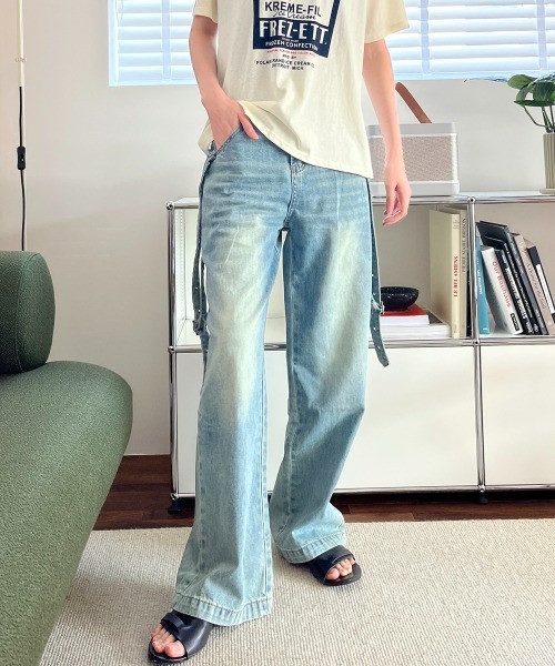 Rejoule（リジュール）の「サイドベルト付きヴィンテージルーズデニムパンツ（デニムパンツ・レディース・ライトブルー・S/M）」の8枚目の写真