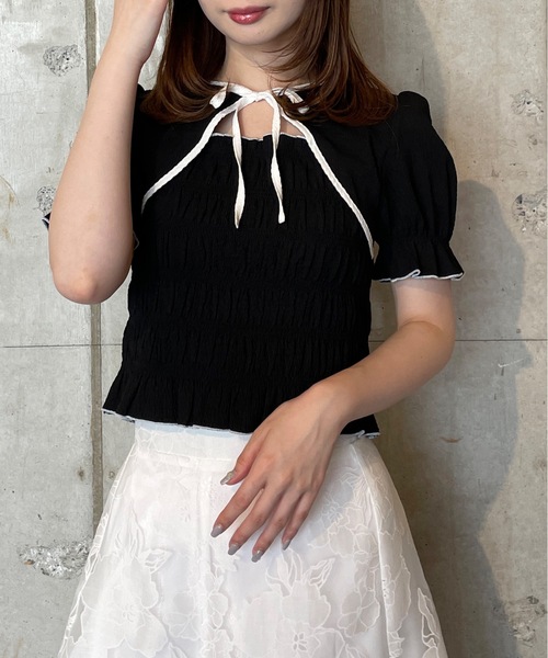 TORTE（トルテ）の「フロントリボンシャーリングブラウス（シャツ/ブラウス・レディース・ブラック/ブルー系その他/ホワイト/ブラック系その他・FREE）」の3枚目の写真