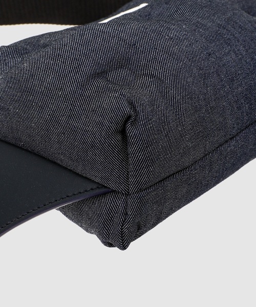 Maison Margiela（メゾンマルジェラ）の「GLAM SLAM SPORT ON BODY BAG（ボディバッグ/ウエストポーチ・メンズ・ブルー系その他・UNI）」の6枚目の写真