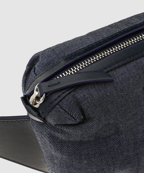 Maison Margiela（メゾンマルジェラ）の「GLAM SLAM SPORT ON BODY BAG（ボディバッグ/ウエストポーチ・メンズ・ブルー系その他・UNI）」の5枚目の写真