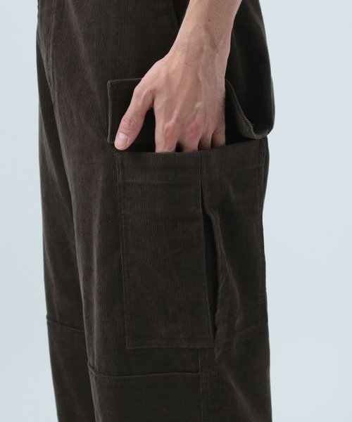 BAYFLOW(ベイフロー)の「コーデュロイカーゴパンツ(カーゴパンツ・メンズ・ブラック/ダークブラウン/ベージュ・MEDIUM/LARGE)」の16枚目の写真