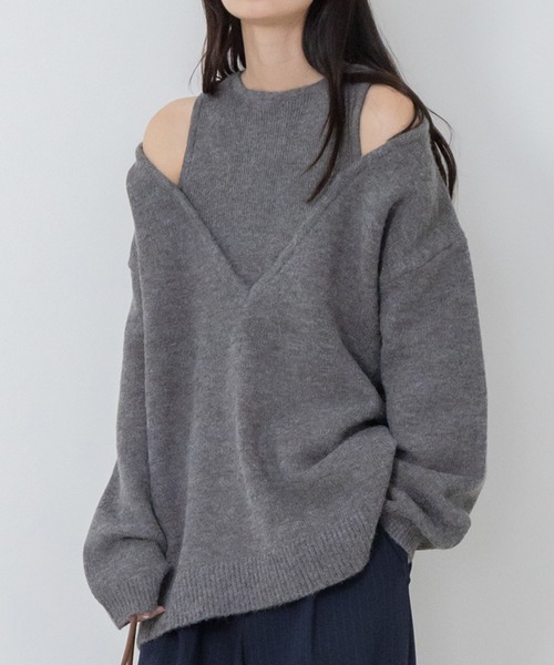 新品未使用のピッコーネのアンサンブル風ニット セール】アルパカタッチアンサンブル風Vネックニットプル