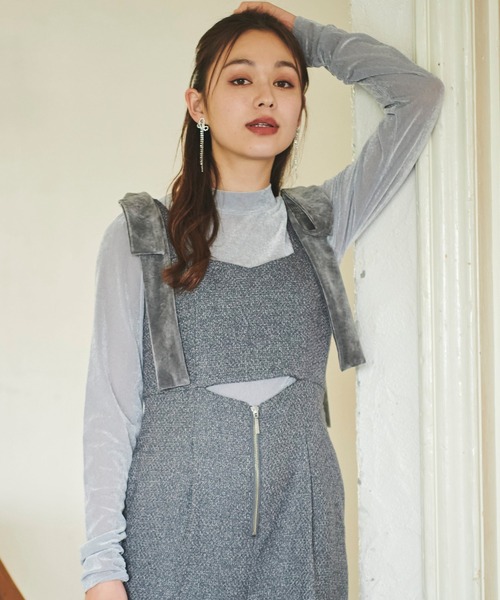 31 Sons de mode（トランテアン　ソン　ドゥ　モード）の「ベロアチュールトップス（Tシャツ/カットソー・レディース・ライトグレー/グリーン/オフホワイト・フリー）」の2枚目の写真