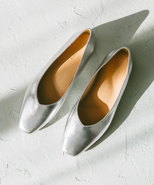 GLOBAL WORK（グローバルワーク）の「らくっション撥水フィットパンプス/135895（パンプス・レディース・ガンメタ/アイボリー系7/シルバー/ブラック/ブラック系9/ゴールド系/ブラック系/シルバー系3/ベージュ/ブラウン/ダークブラウン/ゼブラ/レオパード・LARGE/SMALL/X-LARGE/MEDIUM）」の8枚目の写真