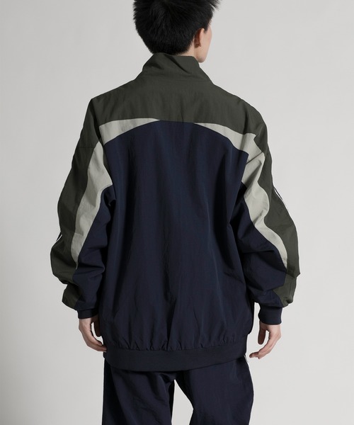 aimoha(アイモハ)の「【aimoha neo】 Retro Color Block Jacket(ブルゾン・メンズ・ブラック/ネイビー・MEDIUM/XX-LARGE/LARGE/X-LARGE/XXX-LARGE/XXXX-LARGE)」の13枚目の写真