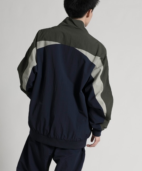 aimoha(アイモハ)の「【aimoha neo】 Retro Color Block Jacket(ブルゾン・メンズ・ブラック/ネイビー・MEDIUM/XX-LARGE/LARGE/X-LARGE/XXX-LARGE/XXXX-LARGE)」の15枚目の写真