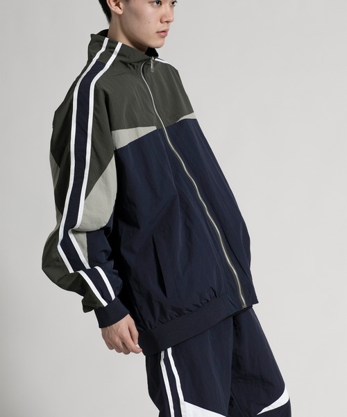 aimoha(アイモハ)の「【aimoha neo】 Retro Color Block Jacket(ブルゾン・メンズ・ブラック/ネイビー・MEDIUM/XX-LARGE/LARGE/X-LARGE/XXX-LARGE/XXXX-LARGE)」の17枚目の写真