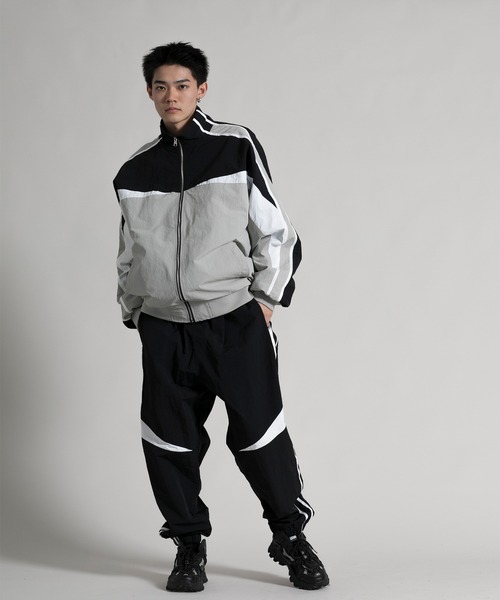 aimoha(アイモハ)の「【aimoha neo】 Retro Color Block Jacket(ブルゾン・メンズ・ブラック/ネイビー・MEDIUM/XX-LARGE/LARGE/X-LARGE/XXX-LARGE/XXXX-LARGE)」の6枚目の写真