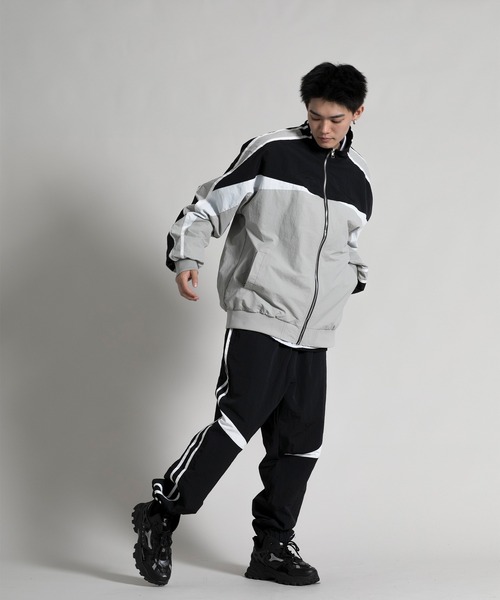 aimoha(アイモハ)の「【aimoha neo】 Retro Color Block Jacket(ブルゾン・メンズ・ブラック/ネイビー・MEDIUM/XX-LARGE/LARGE/X-LARGE/XXX-LARGE/XXXX-LARGE)」の10枚目の写真
