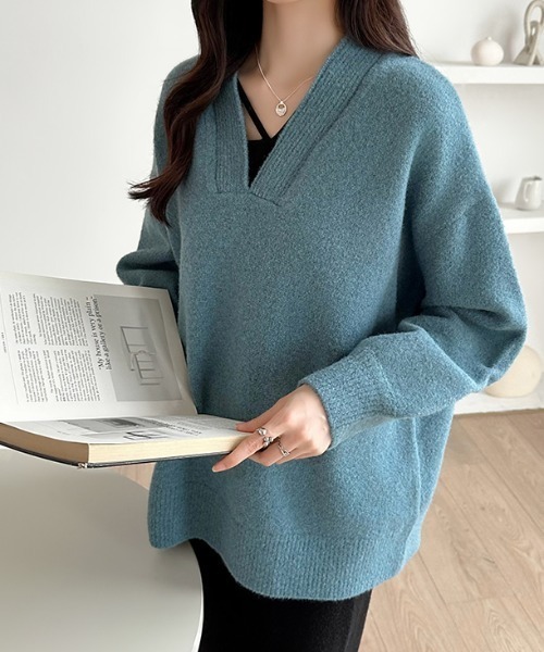 COCOMOMO(ココモモ)の「Vネックニット ドロップショルダー 長袖トップス(ニット/セーター・レディース・ダークグレー/ネイビー/ライトグレー/ブラウン/ブルー/アイボリー/グレー×ホワイト/ホワイト×ブラック・FREE)」の8枚目の写真