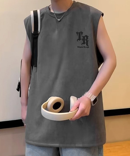 NOWLE（ノウル）の「【NOWLE】フェイクスエード ノースリーブ Tシャツ（Tシャツ/カットソー・メンズ・ベージュ系2/グレー系4/グレー系3/グレー系2/ホワイト系1/グレー系1/ブラック系1/カーキ系2/ベージュ系3/ベージュ系1/ブラック系2/レッド系2/レッド系1/ピンク系3/ピンク系2/ピンク系1/カーキ系1・FREE）」の5枚目の写真