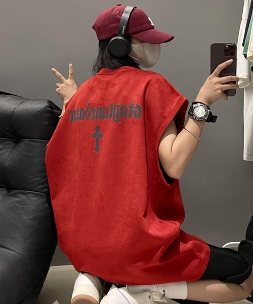 NOWLE（ノウル）の「【NOWLE】フェイクスエード ノースリーブ Tシャツ（Tシャツ/カットソー・メンズ・ベージュ系2/グレー系4/グレー系3/グレー系2/ホワイト系1/グレー系1/ブラック系1/カーキ系2/ベージュ系3/ベージュ系1/ブラック系2/レッド系2/レッド系1/ピンク系3/ピンク系2/ピンク系1/カーキ系1・FREE）」の17枚目の写真