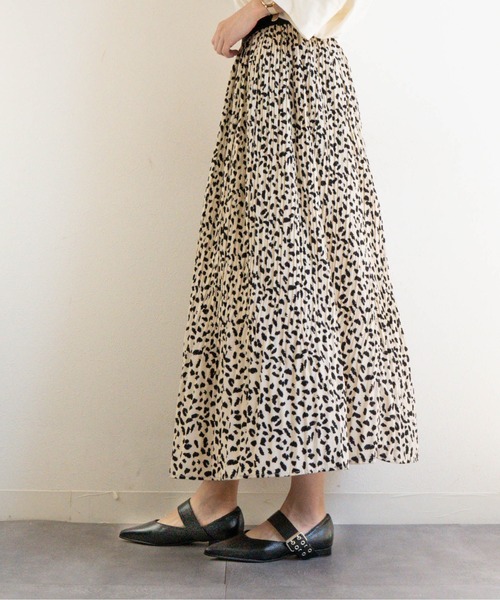 Fabby fabby（ファビィーファビィー）の「スタッズベルトフラットパンプス（パンプス・レディース・ブラック/シルバー/ゴールド・SMALL/MEDIUM/LARGE）」の16枚目の写真