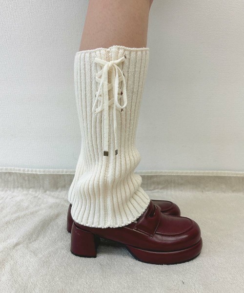 F i.n.t（フィント）の「レースアップニットレッグカバー/fint（レッグウォーマー・レディース・グレー/アイボリー・FREE）」の18枚目の写真