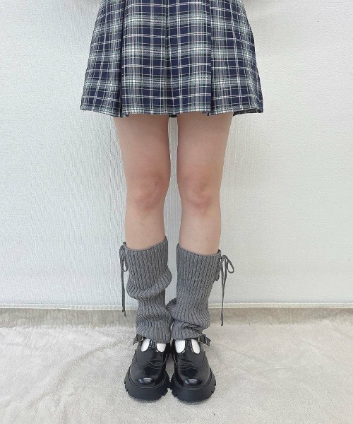 F i.n.t（フィント）の「レースアップニットレッグカバー/fint（レッグウォーマー・レディース・グレー/アイボリー・FREE）」の20枚目の写真