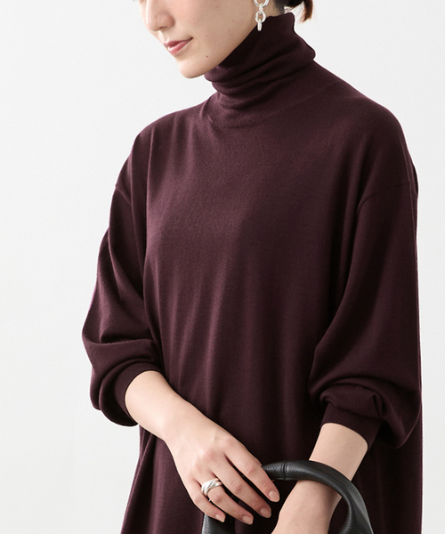 VERMEIL par iena(ヴェルメイユパーイエナ)の「glowwool ニットタートルワンピース(ニット/セーター・レディース・ブラック/チャコールグレー/ボルドー・FREE)」の20枚目の写真